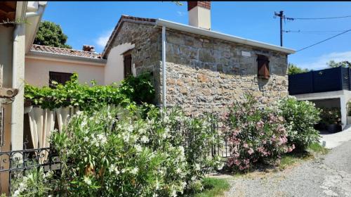 Gracisce Villa | Villa Nostalgia - with private heated pool, jacuzzi and sauna