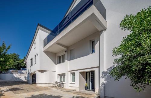 Zurkovo Apartment | Desamani 975