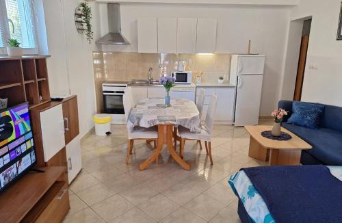 Grebastica Apartment | Ivano Apartments