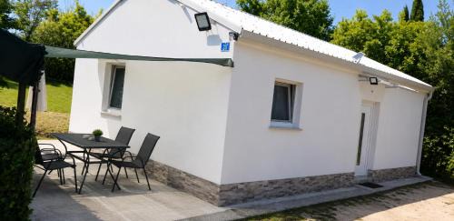 Crveni Vrh Other | SAVUDRIJA Alberi