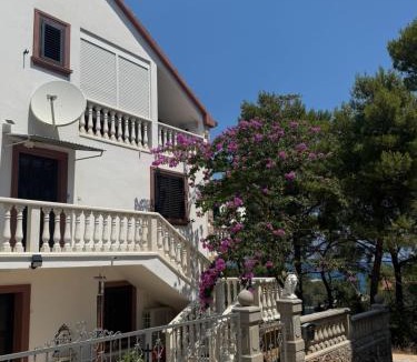 Vrbanj Apartment | Apartments and Room Villa Makaj