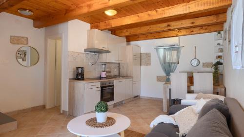 Bibici Villa | Lukini dvori by Villas Guide