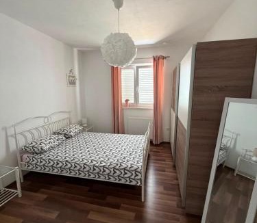 Podgradina Apartment | Holiday home " MIA"
