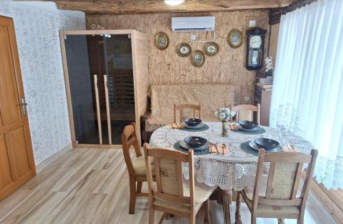 Hrascina House | Hiža Bake Veronike