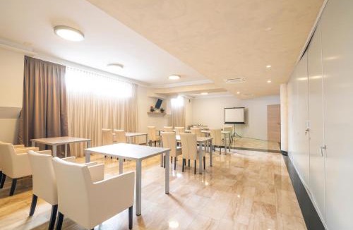 Velika Gorica Hotel | Royal Airport Hotel