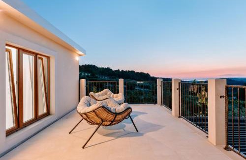 Nerezise Villa | CAVA HOUSE - new two-room villa in an olive grove - private pool and jacuzzi - view of nature - secured parking - perfect location for exploring the island - breakfast included in a nearby restaurant