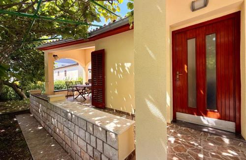 Banjole Apartment | Tea Holiday Apartment
