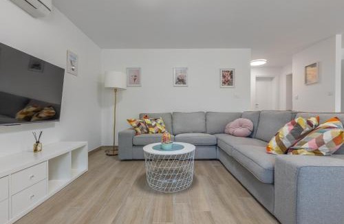 Ratac Apartment | Lady Di