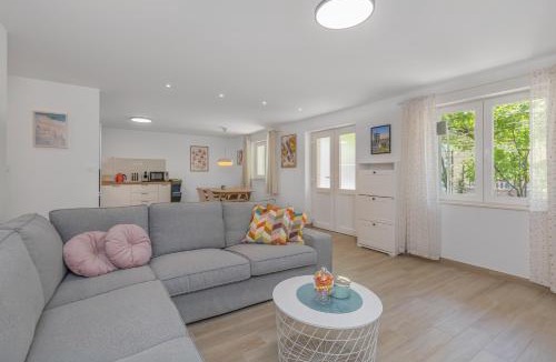 Ratac Apartment | Lady Di