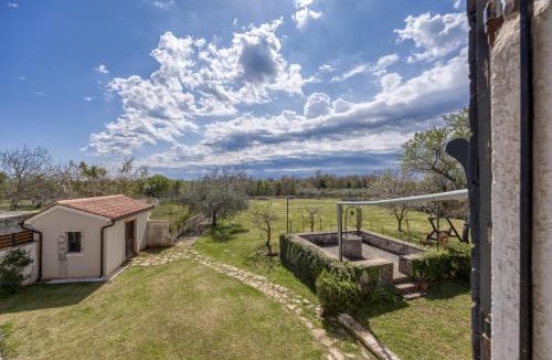 Belavici Apartment | Villa Capadinka with Whirlpool - Happy Rentals