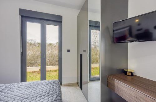 Visnjan Apartment | Villa Gigi with Private Pool - Happy Rentals