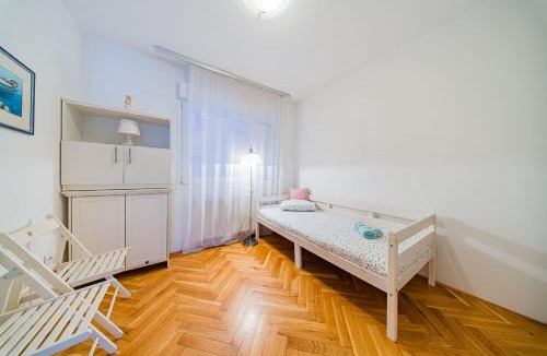 Zagreb Apartment | Flexible SelfCheckIns 216 - Zagreb - 3 Bedrooms - Garage