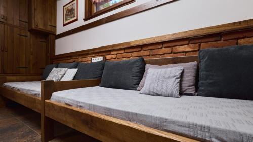 Popovaca Villa | Holiday Home Blackrock Siscia by Villas Guide
