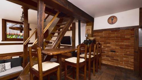 Popovaca Villa | Holiday Home Blackrock Siscia by Villas Guide