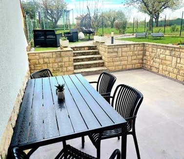 Murine Apartment | Kadenca