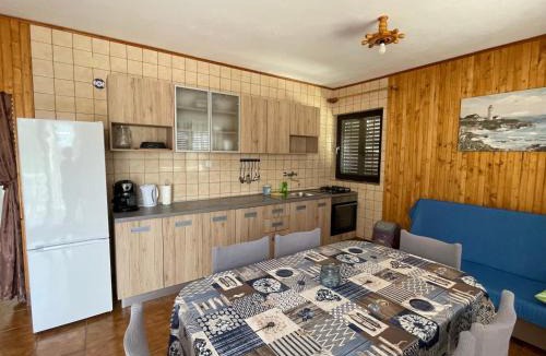 Kali Apartment | Apartments by the sea Kali, Ugljan - 345