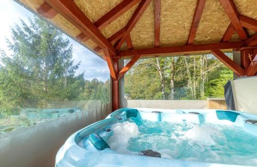 Brod Moravice House | Pool & Wellness Twin Chalets Zavrh