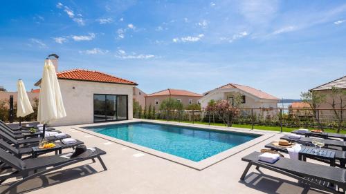 Brodarica Villa | Villa Nova