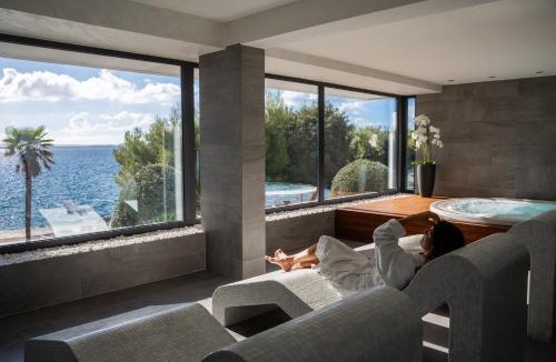 Petrcane Hotel | Hotel Pinija