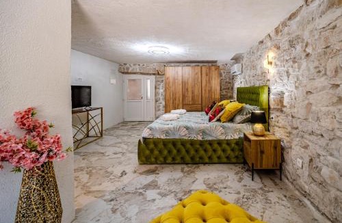 Milna (Brac) Villa | Luxury Villa Unikat with Seaview & Jacuzzi