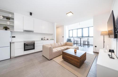 Zagreb Apartment | Zagreb 186 - 2 Bedrooms - Parking - New - Apartment - Flexible Keybox Entry - Modern - Monthly Rent - WiFi
