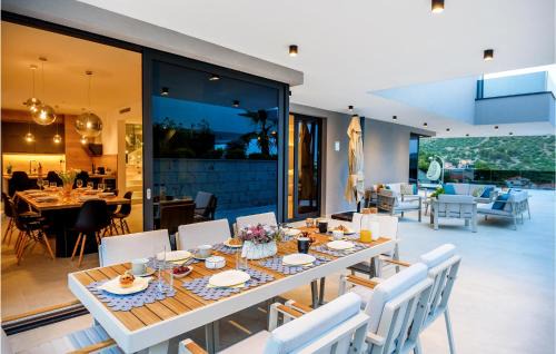 Marina House | Beautiful Home In Marina With Sauna