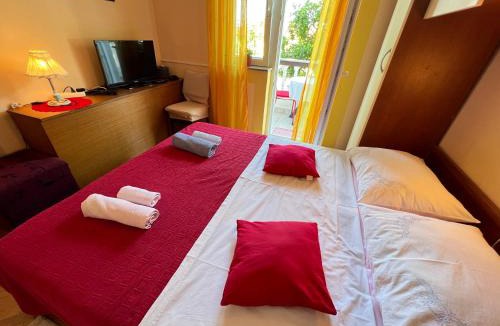 Banjol House | Panorama Summer Apartments