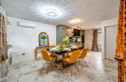 Milna (Brac) Villa | Luxury Villa Unikat with Seaview & Jacuzzi