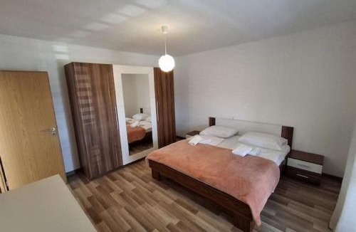 Velim Apartment | Apartments with parking space Radasinovci, Biograd - 24870