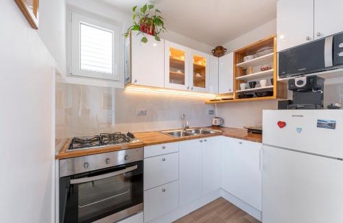 Gruz Apartment | Apartment One , sea view , free parking