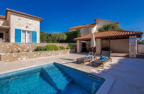 Marsici House | Villa Augusta