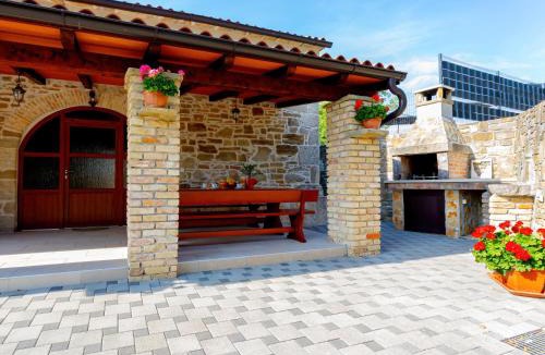 Potpican Villa | Villa Valentina Krbune