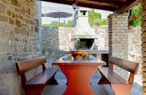 Potpican Villa | Villa Valentina Krbune