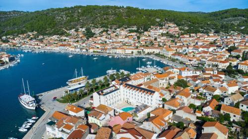 Vela Luka Hotel | Hotel Korkyra