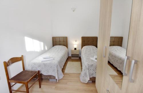 Crveni Vrh Apartment | Apartments with parking space Grupija, Umag - 23568