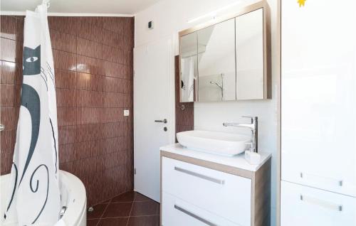Dicmo House | Holiday Home Dicmo With Fireplace 02