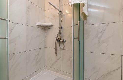 Kraljevec na Sutli House | House Pepica with Jacuzzi in Zagorje - Happy Rentals
