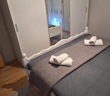 Kastel Luksic Apartment | Žunić Apartman