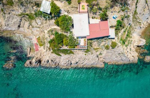 Bosana Villa | Villa Sortis Boat and SUP and Kajak included