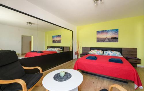 Melnica House | Awesome Home In Frkeci