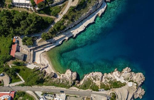 Vrbnik Apartment | Betty Sea View Apartment with Balcony - Happy Rentals