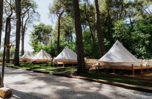 Manjadvorci House | Camp 'Dvor' bell tent accommodation