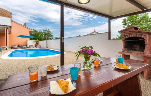 Kuceli Apartment | Lovely Apartment In Matulji