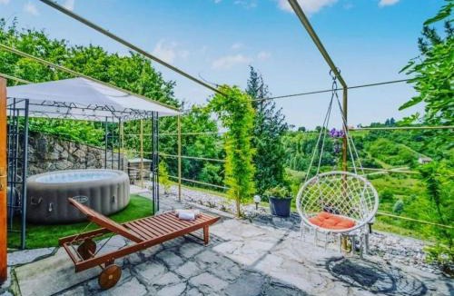 Jastrebarsko House | Family-friendly house with hot tub Dragovanscak, Prigorje - 22529
