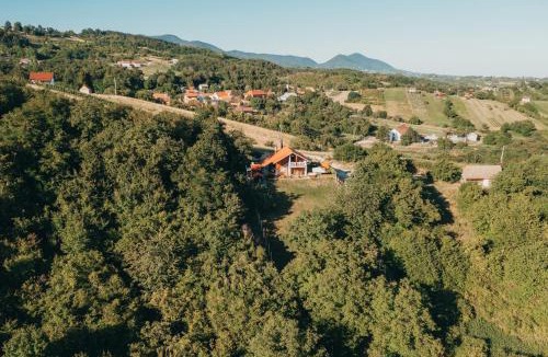 Jastrebarsko House | Family-friendly house with hot tub Dragovanscak, Prigorje - 22529