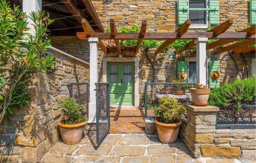 Krsan House | Beautiful Home In Zatka