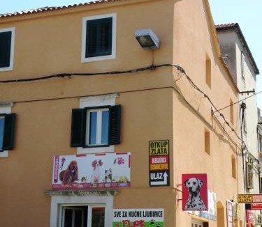 Sibenik Apartment | Apartment Central