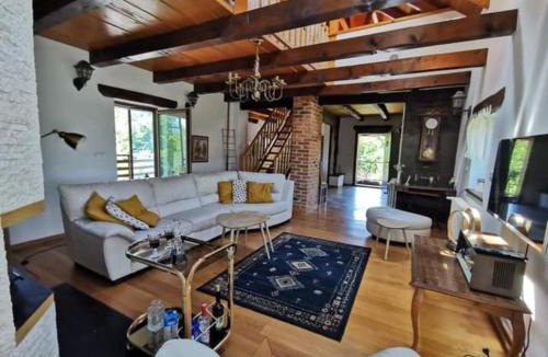 Pisarovina House | Greenwood Cottage house for rent near Zagreb