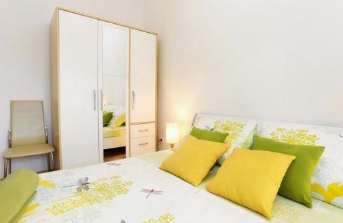 Seget Vranjica Apartment | Apartments Frano
