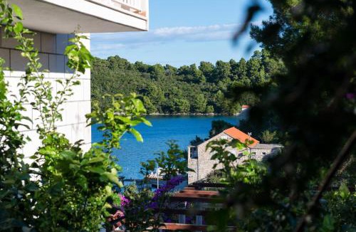 Pomena House | Guest House Matana Pomena